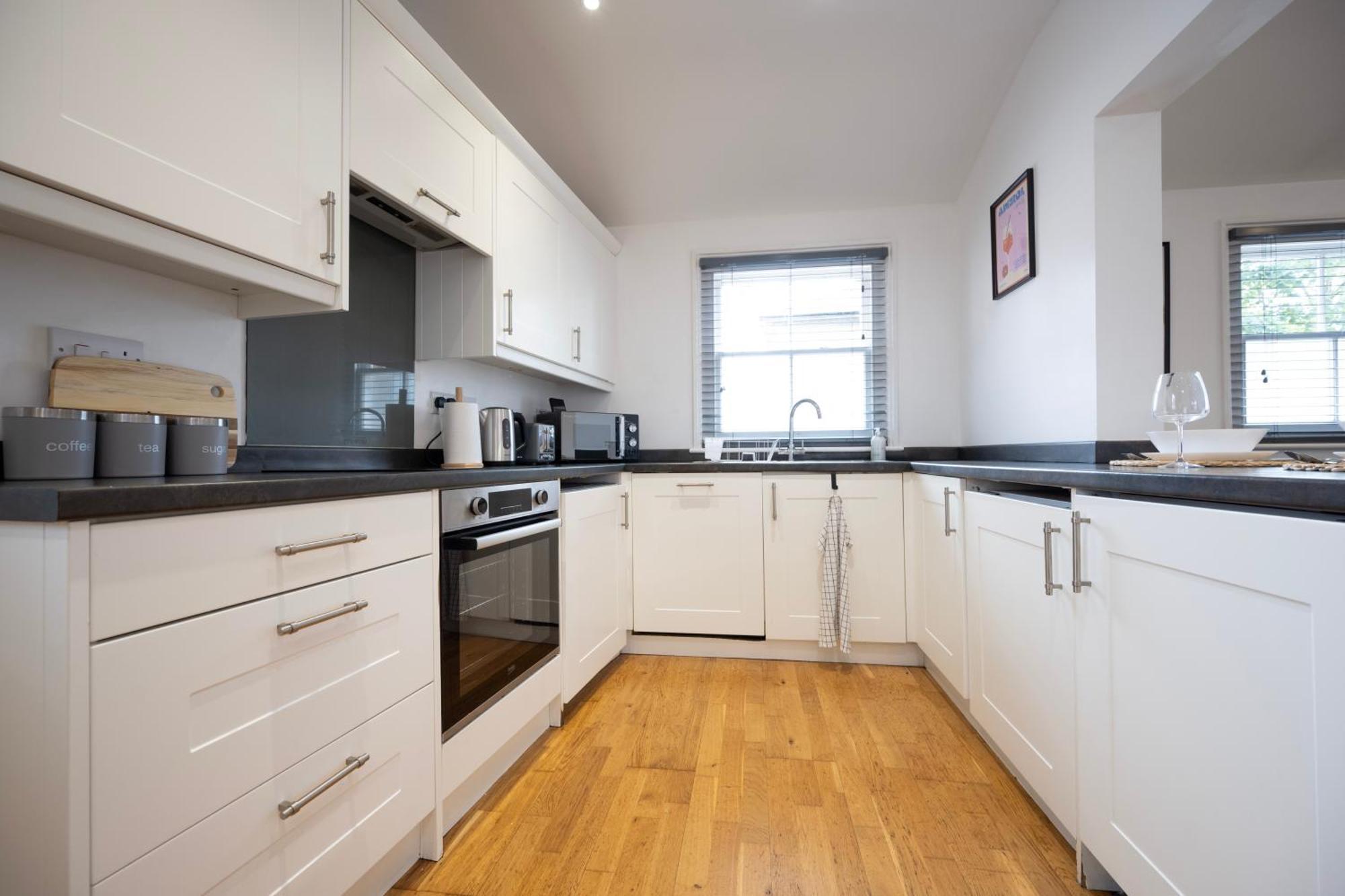 3-Bedroom Charming Central House Canterbury Buitenkant foto
